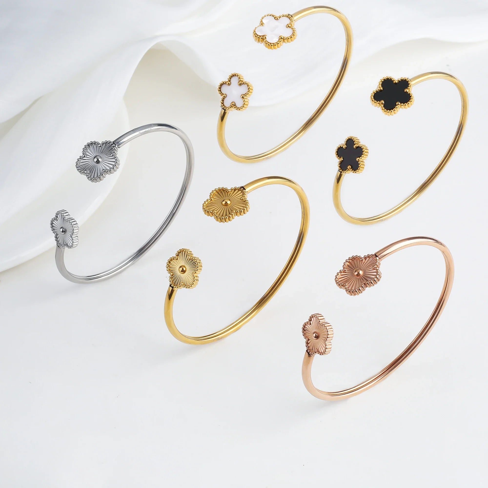 Five Leaf Flower Bangle