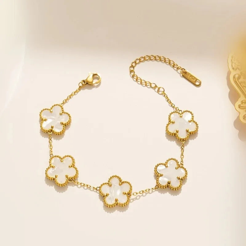 Stylish Clover Charm Bracelet