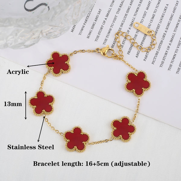 Stylish Clover Charm Bracelet